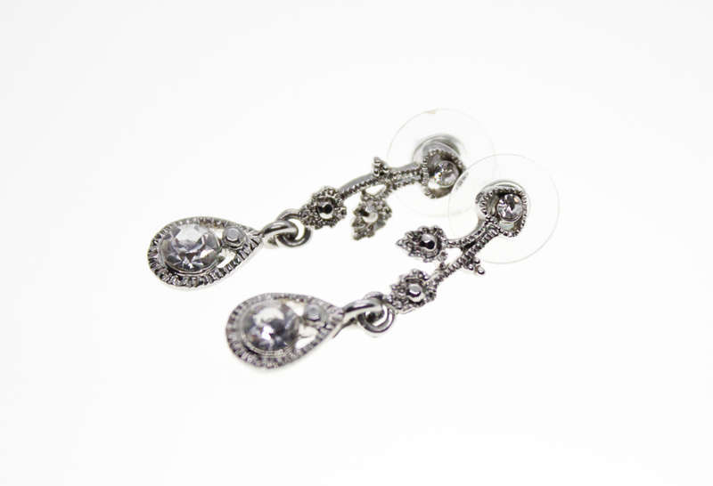 Earrings - Vintage Silver Tone Teardrop Diamante and Studded Earrings - ML2424