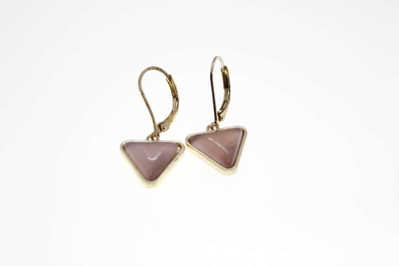 Earrings - Vintage Gold Tone Triangle Shape Pink Glass Stone for Pierced Ears - ML2427