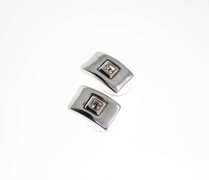 Earrings - Vintage Silver Tone Rectangular Shape Earrings with Centre Square Diamante - ML2428