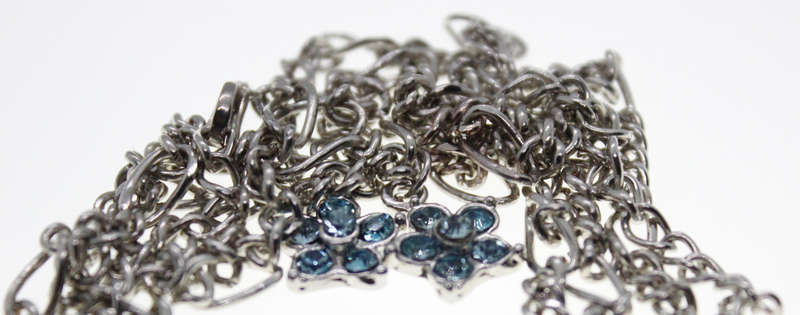 Necklace - Vintage Silver Tone chain with 2 Flower Charms with Blue Rhinestones - ML2434