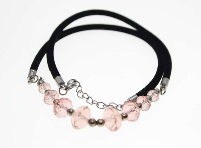 Necklace - Silver Tone. Suede Necklace with assorted sizes Pink Beads - ML2453
