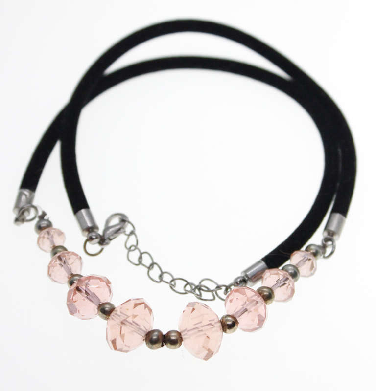 Necklace - Silver Tone. Suede Necklace with assorted sizes Pink Beads - ML2453