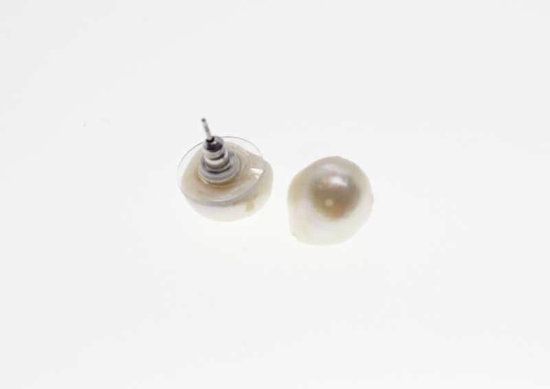 Earrings - Silver Tone Faux Pearl Silver Tone Stud Earrings - ML2463