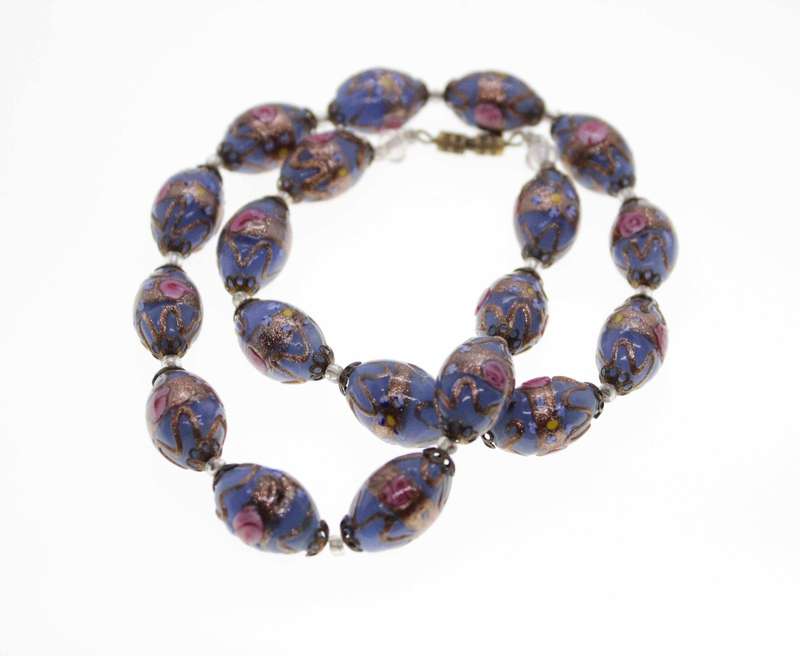 Necklace - Vintage Venetian Wedding Cake Beads with Gold Tone Screw Clasp - ML2492