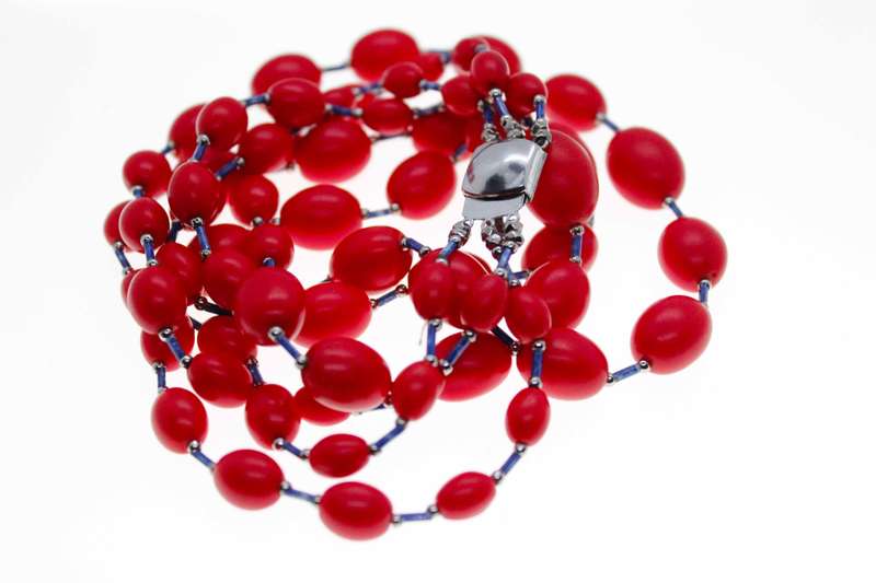 Necklace - Vintage 3 Strand Red Oval Beaded Necklace - ML2496