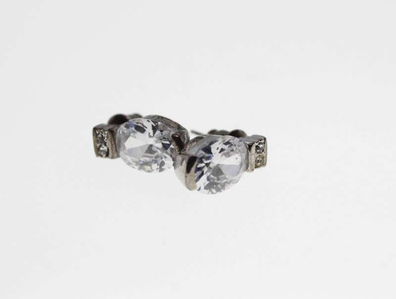 Earrings - Vintage Silver Tone for Pierced Ears Clear Oval Stone  with diamantes - ML2499