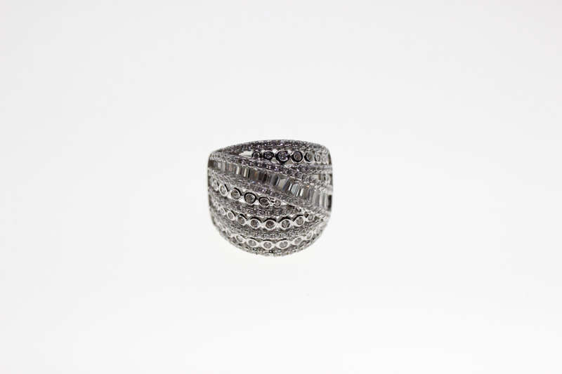 Ring - Vintage 925 with Several Rows of Diamantes & Transverse Band of Rectangular Diamantes - ML...