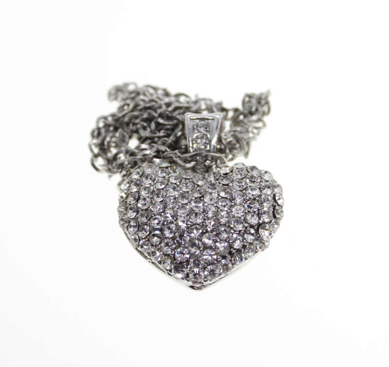 Necklace - Vintage Silver Tone Chain Necklace with Diamante Studded Heart Pendant - ML2540