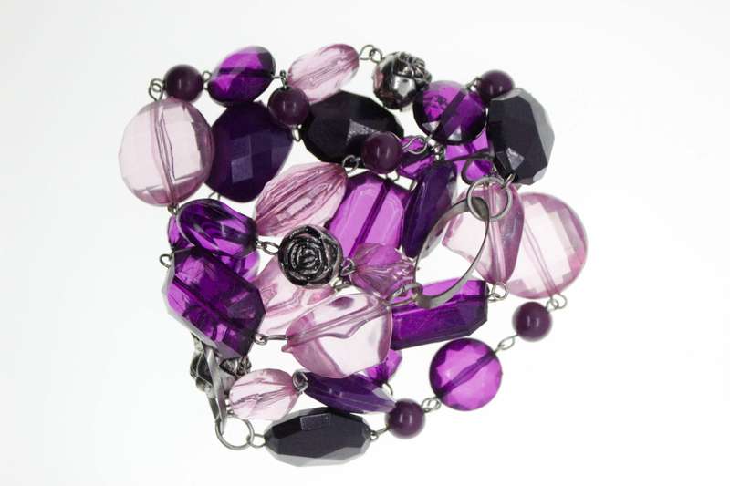 Necklace - Vintage Silver Tone Purple Beaded Necklace with Round Rose Beads - ML2548