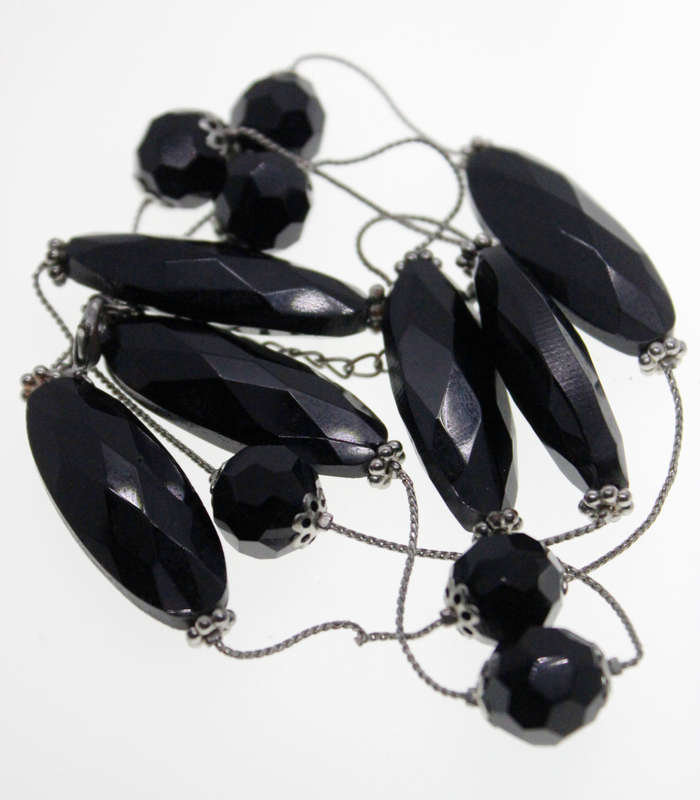 Necklace - Vintage Silver Tone Black Beaded Necklace Oval and Circular Beads - ML2550