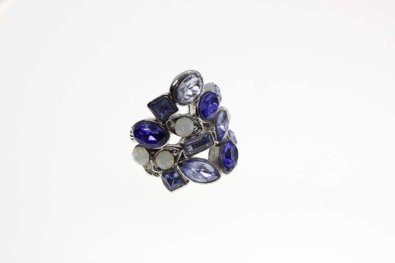 Ring - Vintage Silver Tone Irregular Shape with White, Light Blue and Dark Blue Rhinestones - ML2555