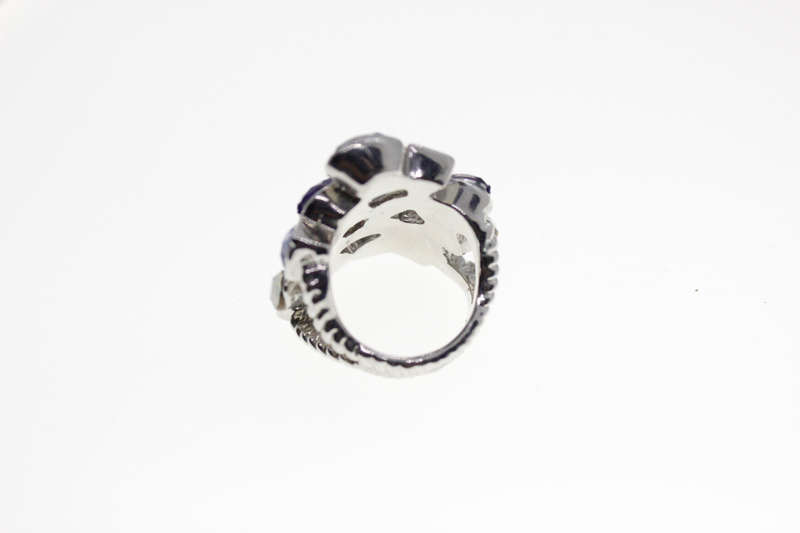 Ring - Vintage Silver Tone Irregular Shape with White, Light Blue and Dark Blue Rhinestones - ML2555