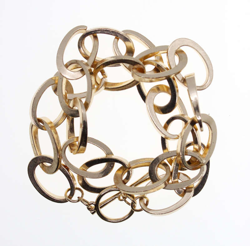 Necklace - Vintage Gold Tone Long Hoop Style Necklace with T-Bar Clasp - ML2557