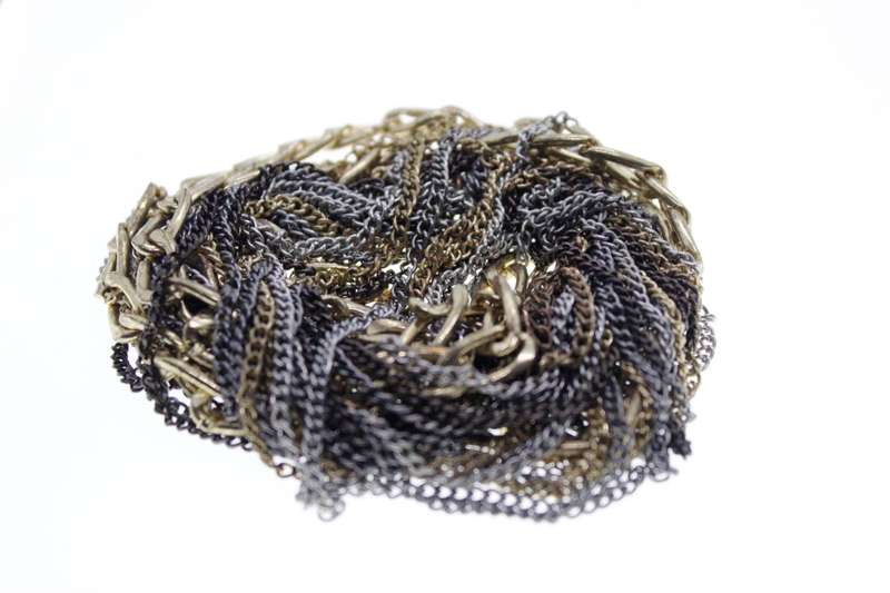 Necklace - Vintage 3 Tone Chain Necklace. Bronze, Gun Metal and Gold Tone - ML2561