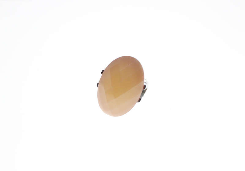 Ring - Fashion Silver Tone with large Oval Salmon Colour Bead - ML2569