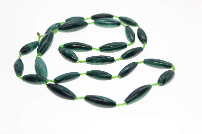 Necklace - Vintage Green Pear Shaped Natural Malachite Necklace - ML2573