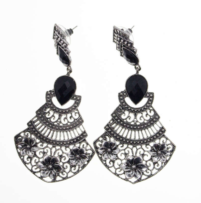 Earrings - Vintage Lightweight Dangly Earrings with Black Beads Silver Tone Flowers - ML2576