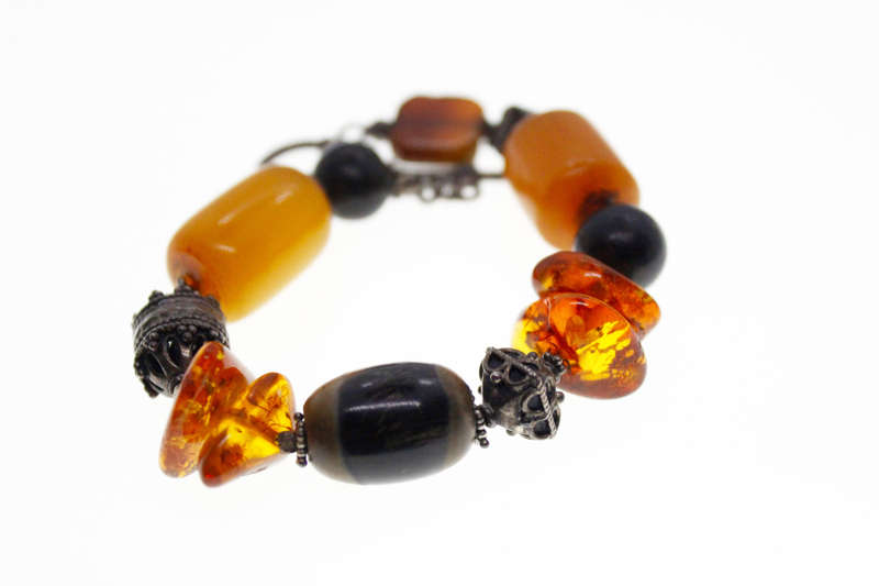 Bracelet - Vintage Bronze Tone. Amber and Assorted Beads. TBar Clasp - ML2579