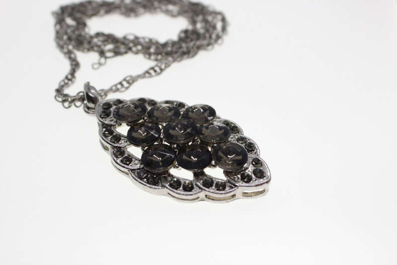 Pendant - Vintage Silver Tone Chain. 9 Smokey Grey Beads/Diamantes on Pendant - ML2586