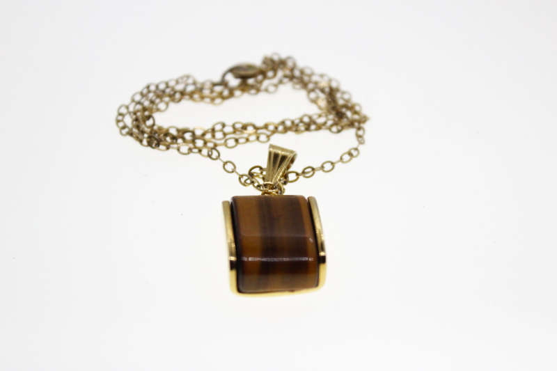 Necklace - Vintage Gold Tone, Tigers Eye Type Stone Set in Frame,Slightly Tarnished on Back - ML2601