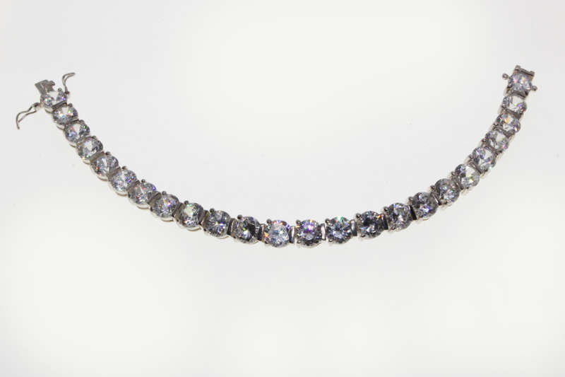 Bracelet - Fashion 925 Silver Bracelet with Arranged Sparkling Clear Stones - ML2636