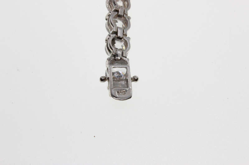 Bracelet - Fashion 925 Silver Bracelet with Arranged Sparkling Clear Stones - ML2636