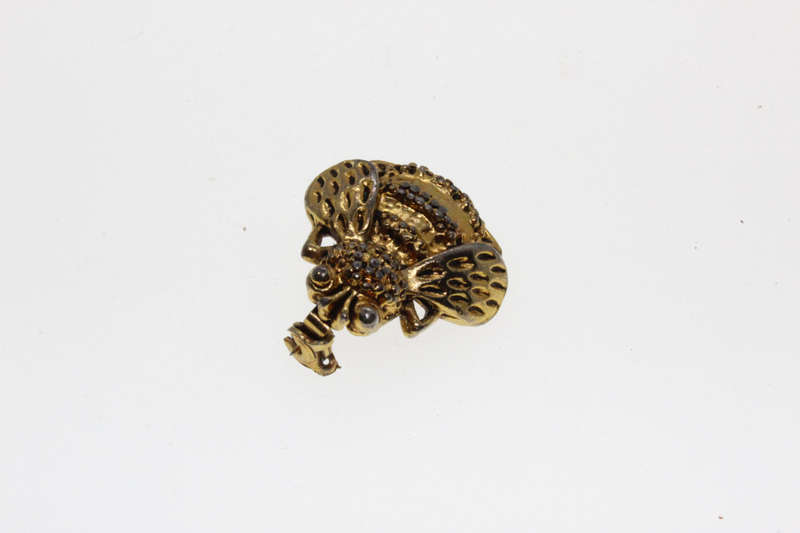 Brooch - Gold Tone Vintage Bumble Bee Brooch - ML2648
