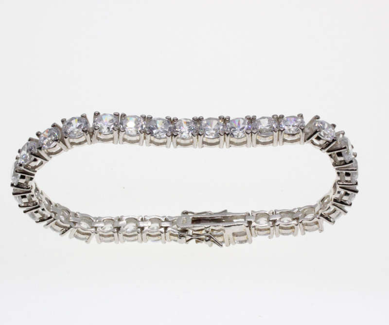 Bracelet - Fashion 925 Silver Bracelet with Arranged Sparkling Clear Stones - ML2654