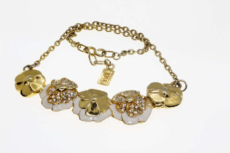 Necklace -  Gold Tone Pansy Style Choker. Diamante Centres with White Enamel - ML2671