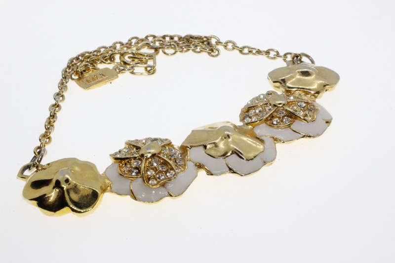 Necklace -  Gold Tone Pansy Style Choker. Diamante Centres with White Enamel - ML2671