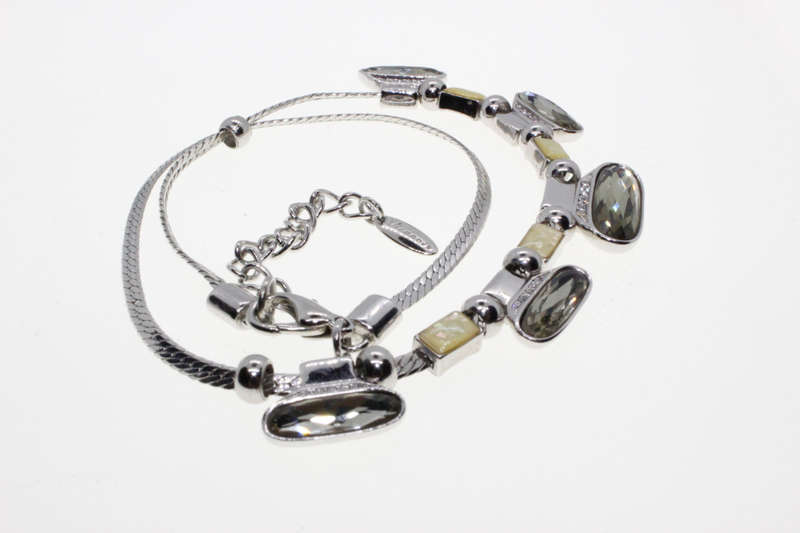 Necklace - Silver Tone with Yellow Stones with Diamantes - ML2675