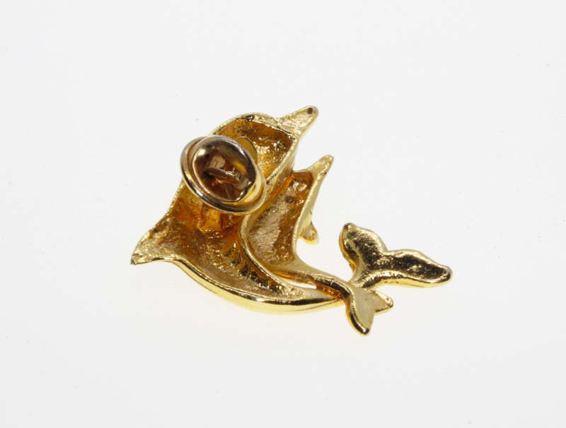 Scarf Pin - Gold Tone Dolphin with Baby. Diamante Eyes - ML2679