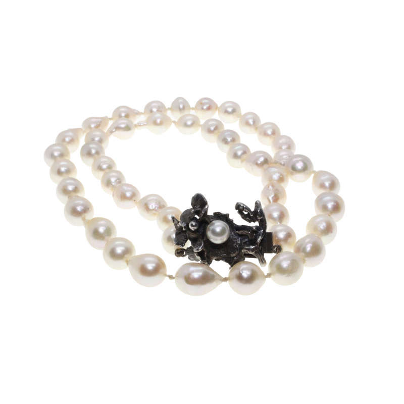 Necklace - Vintage Fresh Water Pearl Necklace with unusual Metal Clasp with Pearl - ML2717