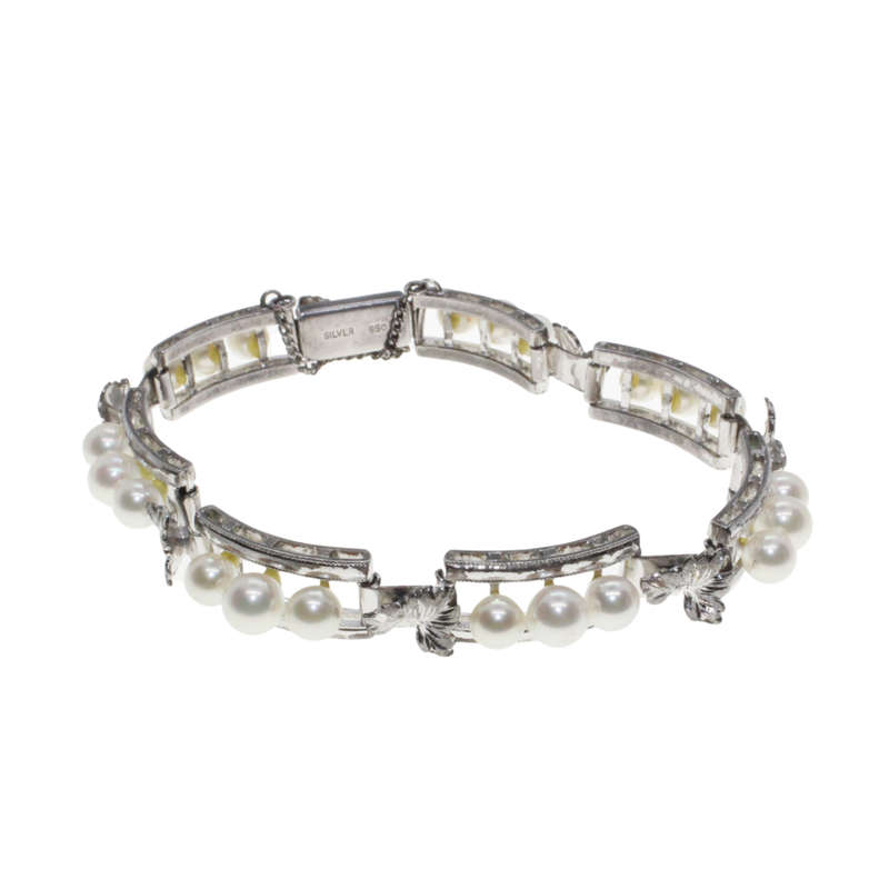 Bracelet - 950 Silver 1950's Pearl Link Bracelet. Silver Grape Leaves. Safety Chain. - ML2719