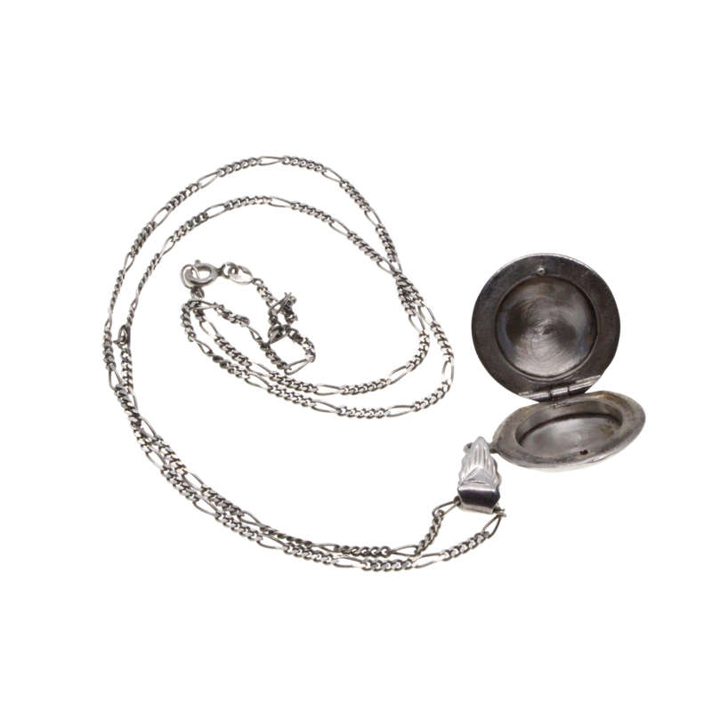 Necklace -  925 Silver. Silver Round Engraved Locket - ML2720
