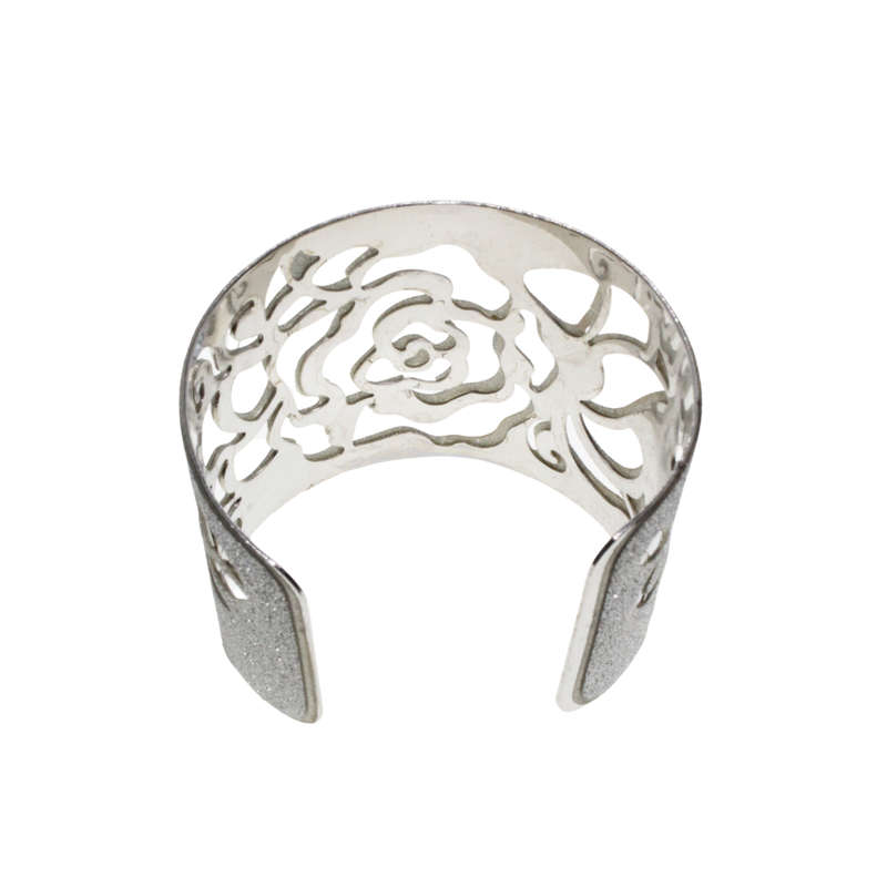 Bangle - Silver Tone Detailed Rose Cut-Out Bangle - ML2723