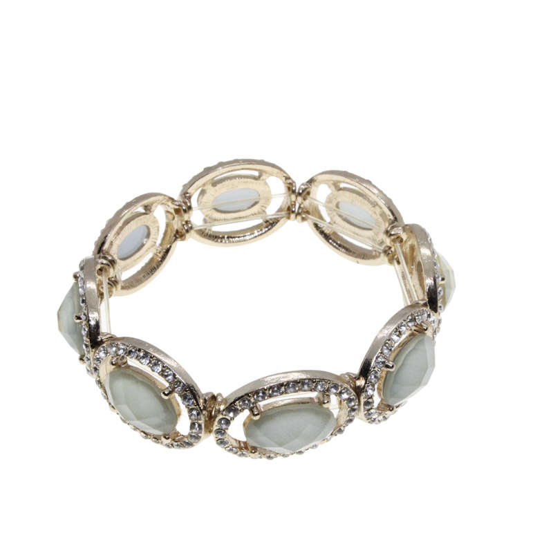 Bracelet - Gold Tone Oval Link Style with Pastel Green Stone and Surrounding Diamantes - ML2749