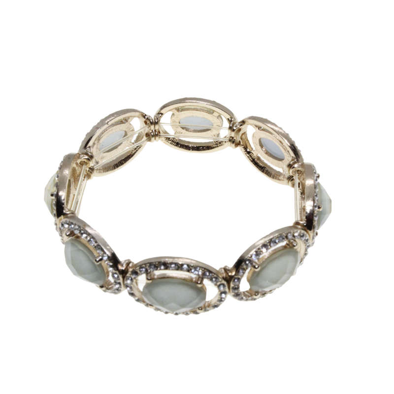 Bracelet - Gold Tone Oval Link Style with Pastel Green Stone and Surrounding Diamantes - ML2749