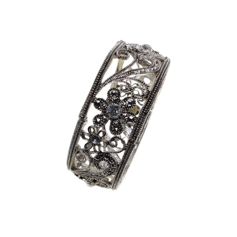 Bracelet - Silver Tone Floral Design Stretch Bracelet. Diamante Centre - ML2756