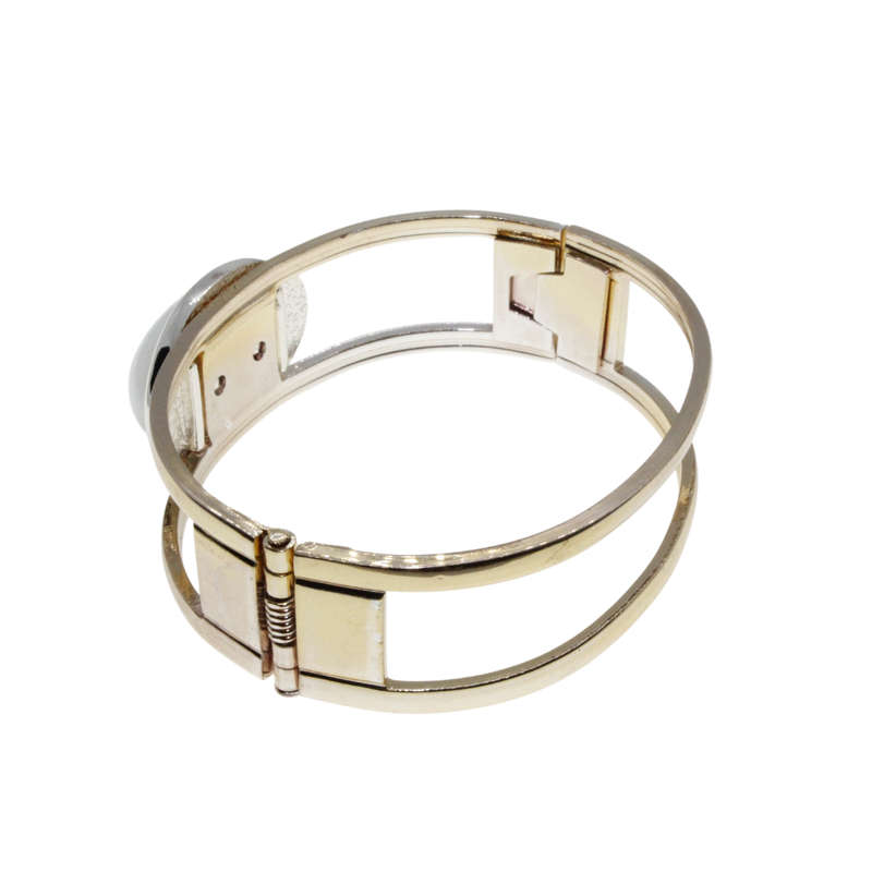 Bangle - Gold Tone Cuff Bangle. Glass Bead Centre - ML2765