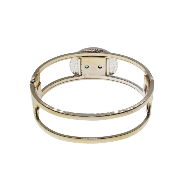 Bangle - Gold Tone Cuff Bangle. Glass Bead Centre - ML2765