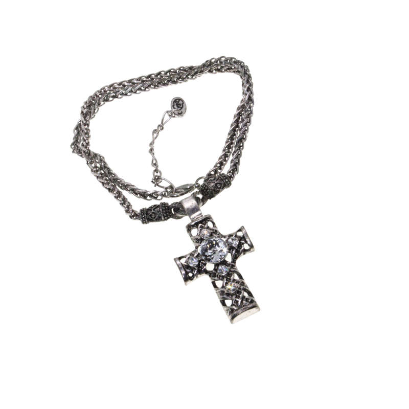 Necklace - Silver Tone Ornate Cross Pendant. Large Centre Clear Stone & Diamantes. Chain - ML2806