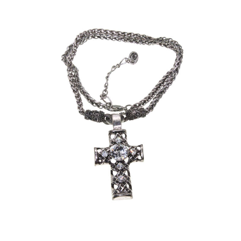Necklace - Silver Tone Ornate Cross Pendant. Large Centre Clear Stone & Diamantes. Chain - ML2806