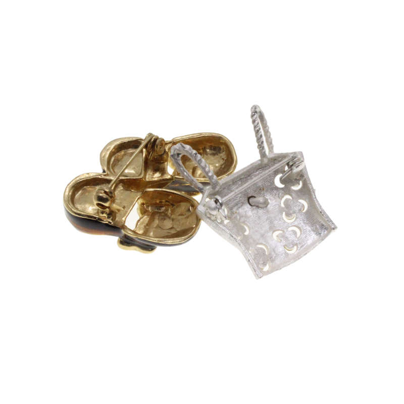 Brooch - Silver Tone Corset with Diamantes. Shoes with Bows and Diamante - ML2810