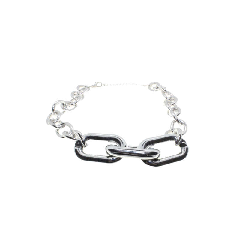 Necklace - Silver Tone Chunky Plastic Chain Statement Necklace - ML2839