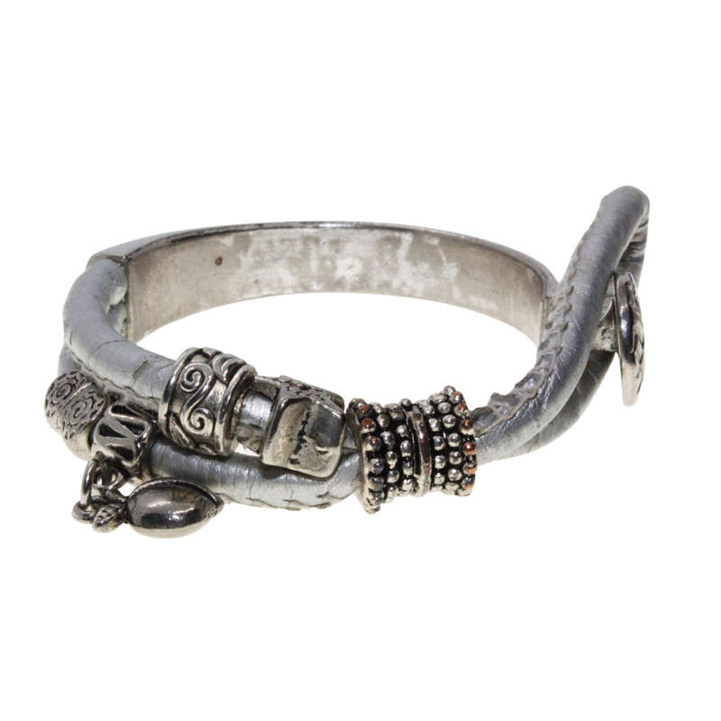 Bracelet - Metal Silver Faux Leather with silver button latch .  Silver Beads - ML2853