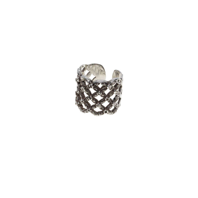 Ring - Silver Tone Lace Design Ring - ML2855