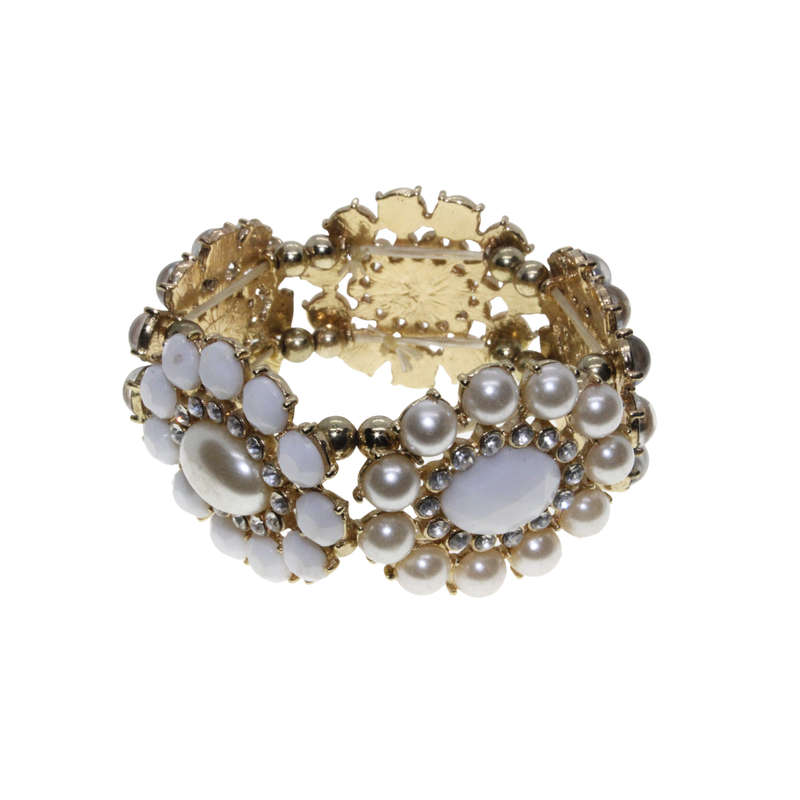 Bracelet - Gold Tone stretch Design. Flowers with Faux Pearls and Diamantes - ML2889