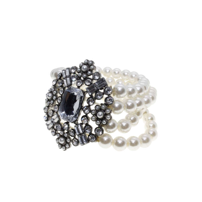 Bracelet - Stretch Band. 4 Strand Faux Pearls. Grey Beads & Diamante Centre Piece - ML2898
