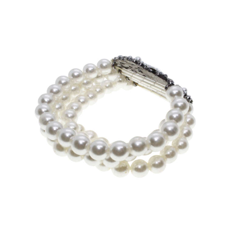 Bracelet - Stretch Band. 4 Strand Faux Pearls. Grey Beads & Diamante Centre Piece - ML2898